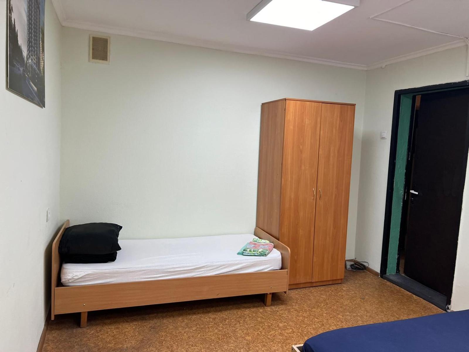 Hostel Krone Gok Zatishok Kyiv Exterior photo